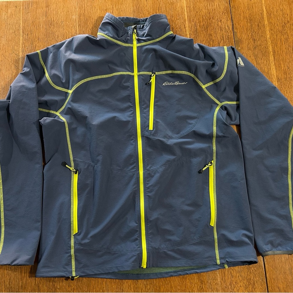 Eddie Bauer First Ascent soft-shell jacket (men’s L)